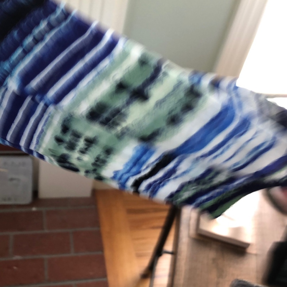Tunic - Picture 2 of 3
